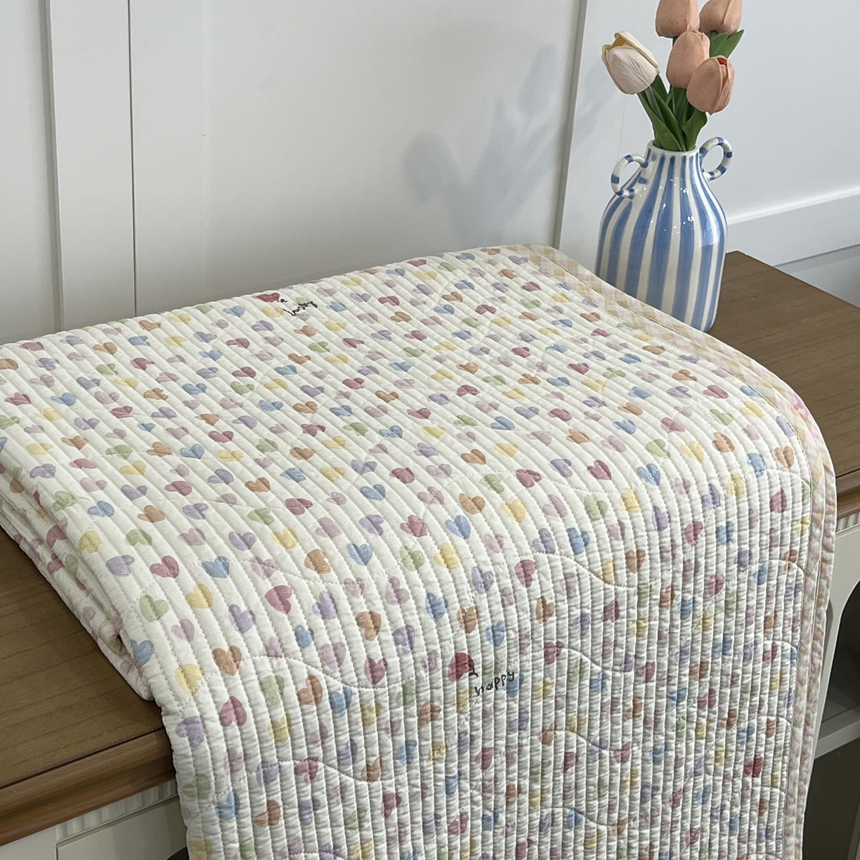 91家纺网 家纺一手货源 找家纺 沐纯家居 2025新款跑量款双面纯棉印花水洗床盖 爱之语