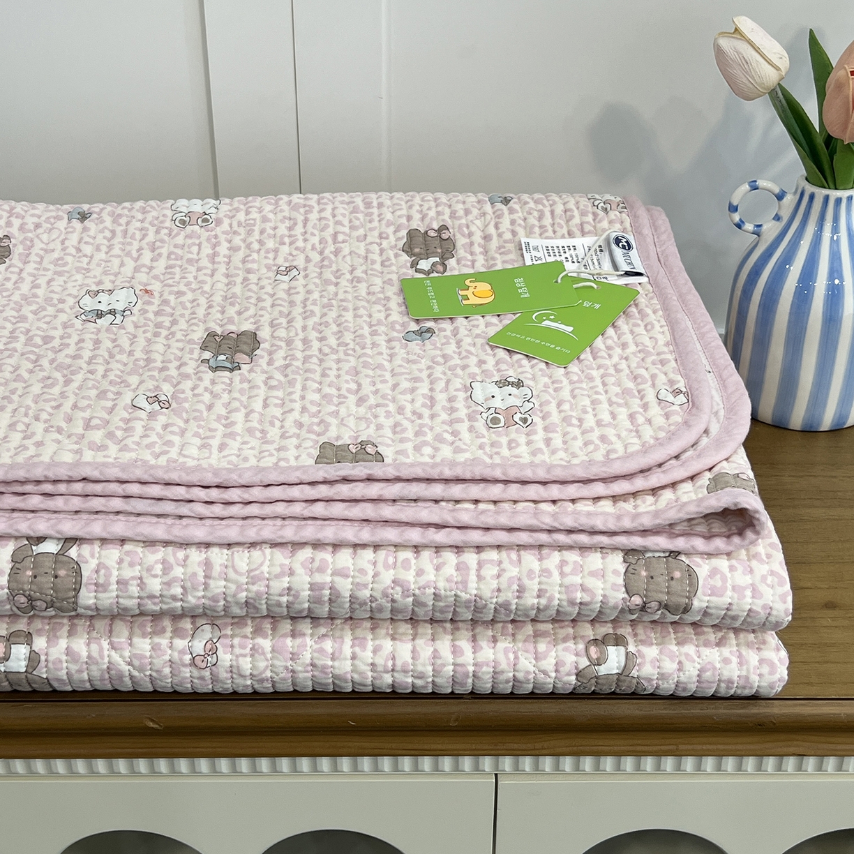 91家纺网 家纺一手货源 找家纺 沐纯家居 2025新款跑量款双面纯棉印花水洗床盖 豹纹猫