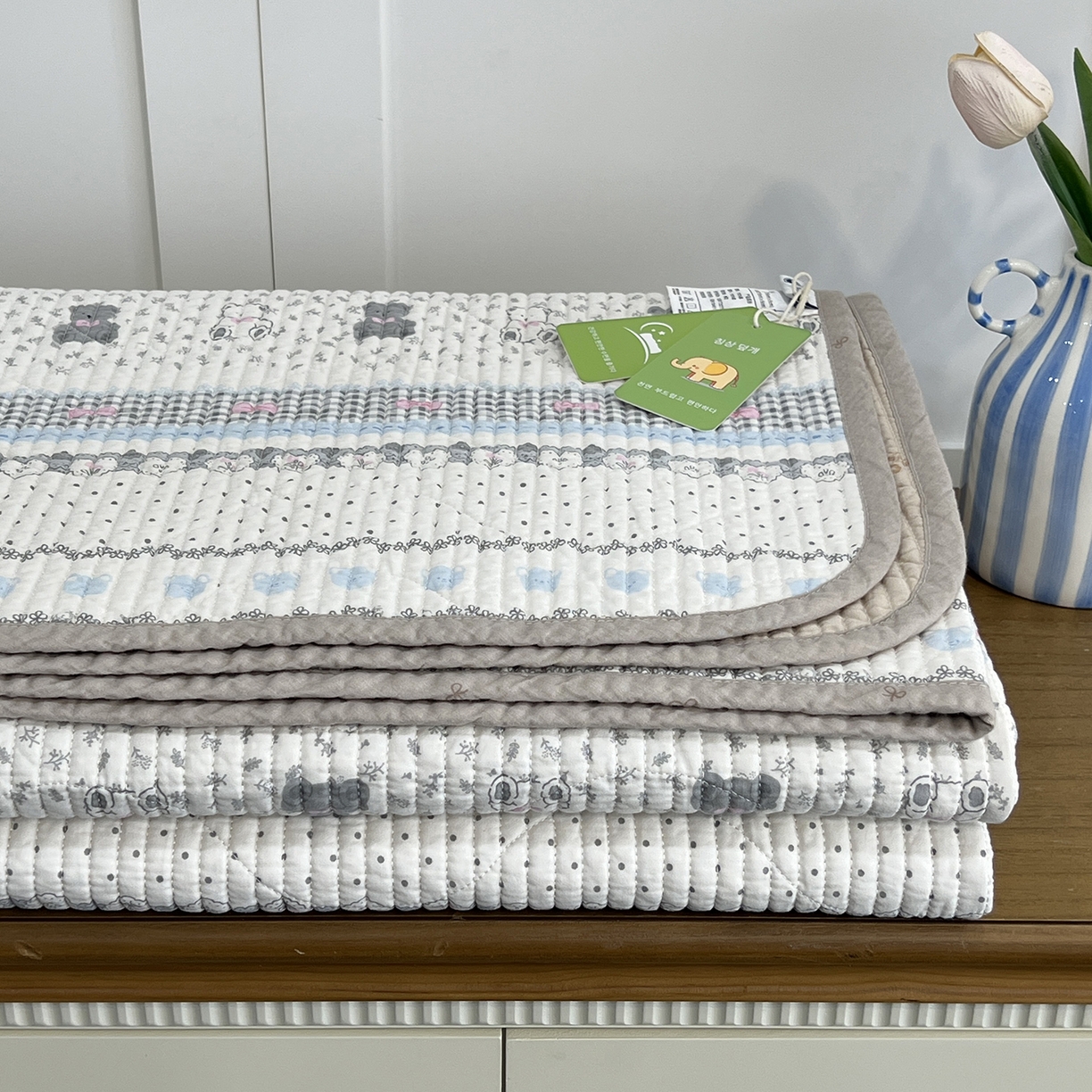 91家纺网 家纺一手货源 找家纺 沐纯家居 2025新款跑量款双面纯棉印花水洗床盖 冰格维尼