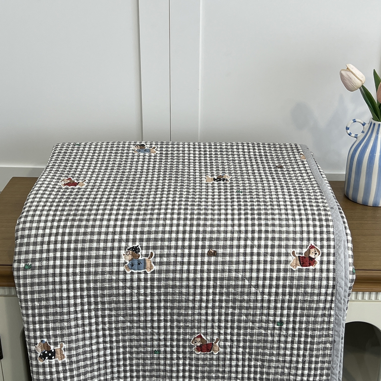 91家纺网 家纺一手货源 找家纺 沐纯家居 2025新款跑量款双面纯棉印花水洗床盖 排队柯基