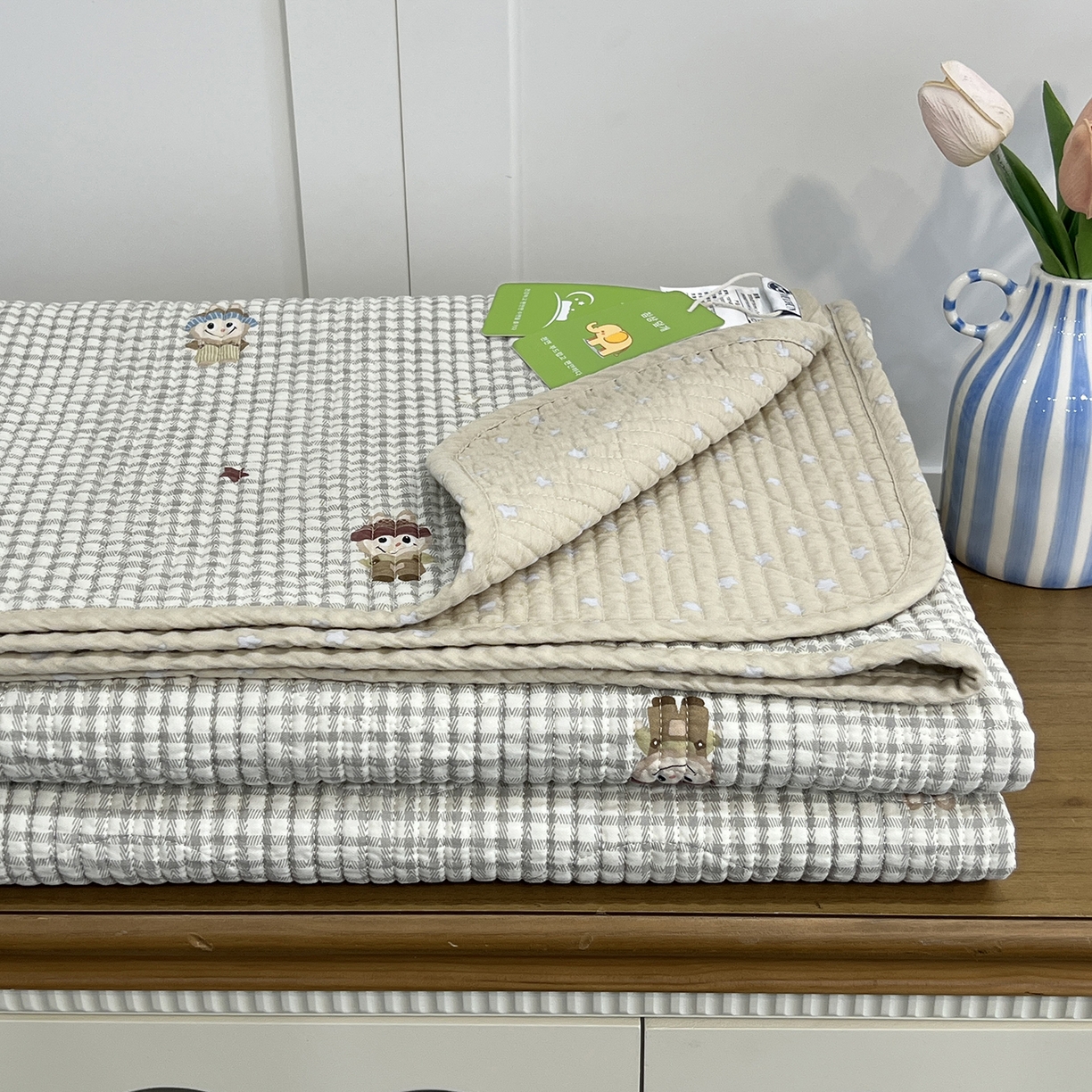 91家纺网 家纺一手货源 找家纺 沐纯家居 2025新款跑量款双面纯棉印花水洗床盖 小萌人