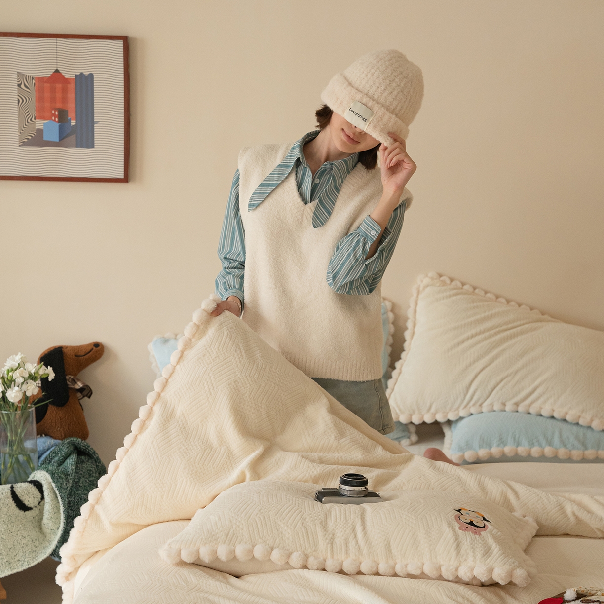 91家纺网 家纺一手货源 找家纺 圆岛家纺 2025新款针织肌理纹雕花立体牛奶绒刺绣四件套 雪地企鹅