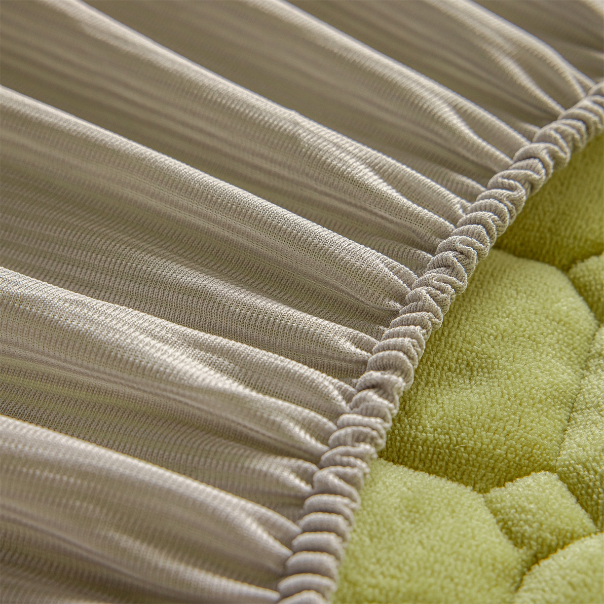 91家纺网 家纺一手货源 找家纺 2025新款全棉牛奶绒双面款夹棉床笠 牛油果绿