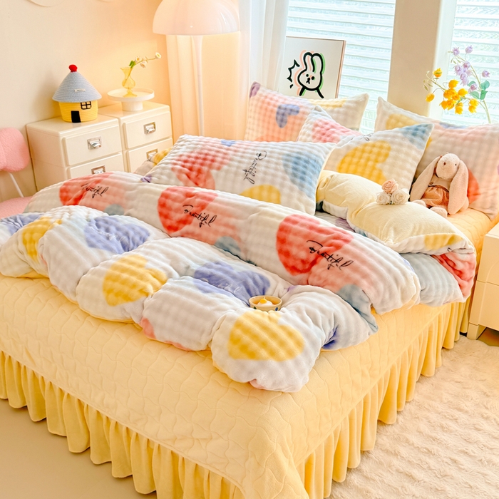 91家纺网 家纺一手货源 找家纺 金盛皇朝家纺 2025新款高克重仿兔毛泡泡牛奶绒床单床盖单件三件四件套 爱心拾暖