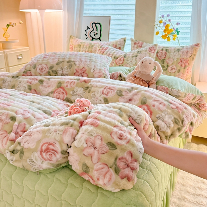 91家纺网 家纺一手货源 找家纺 金盛皇朝家纺 2025新款高克重仿兔毛泡泡牛奶绒床单床盖单件三件四件套 碧花漫缀