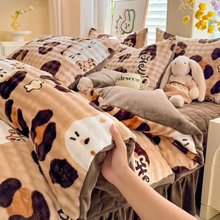 91家纺网 家纺一手货源 找家纺 金盛皇朝家纺 2025新款高克重仿兔毛泡泡牛奶绒床单床盖单件三件四件套 豹纹猫仔