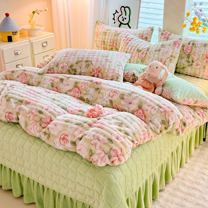 91家纺网 家纺一手货源 找家纺 金盛皇朝家纺 2025新款高克重仿兔毛泡泡牛奶绒床单床盖单件三件四件套 碧花漫缀