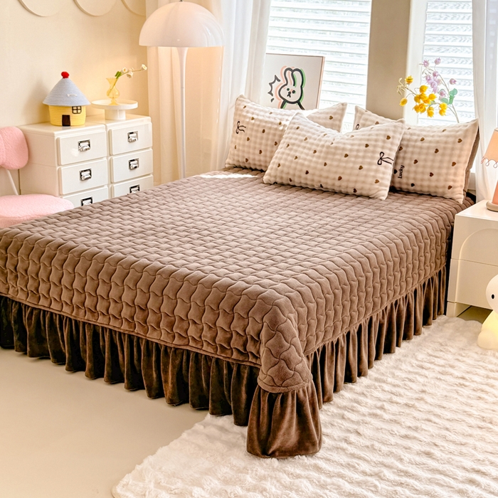 91家纺网 家纺一手货源 找家纺 金盛皇朝家纺 2025新款高克重仿兔毛泡泡牛奶绒床单床盖单件三件四件套 萌心点点