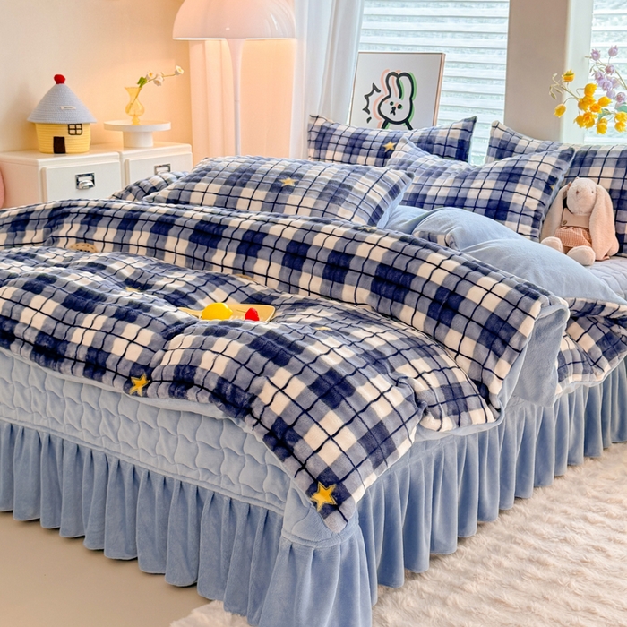 91家纺网 家纺一手货源 找家纺 金盛皇朝家纺 2025新款高克重仿兔毛泡泡牛奶绒床单床盖单件三件四件套 蓝格星语