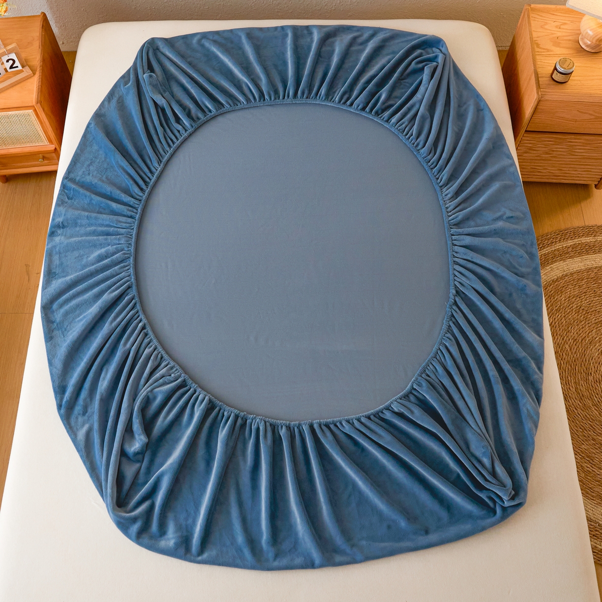 91家纺网 家纺一手货源 找家纺 （总）梵克保罗 2025新款牛奶绒单床笠系列