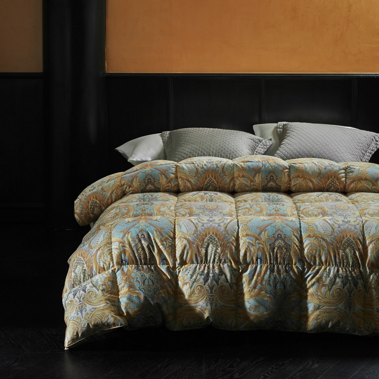 91家纺网 家纺一手货源 找家纺 （总）暖羽屋羽绒馆 2025新款樊若 绒子含量95白鸭绒被子 羽绒被 双人冬被鸭绒被芯 春秋被