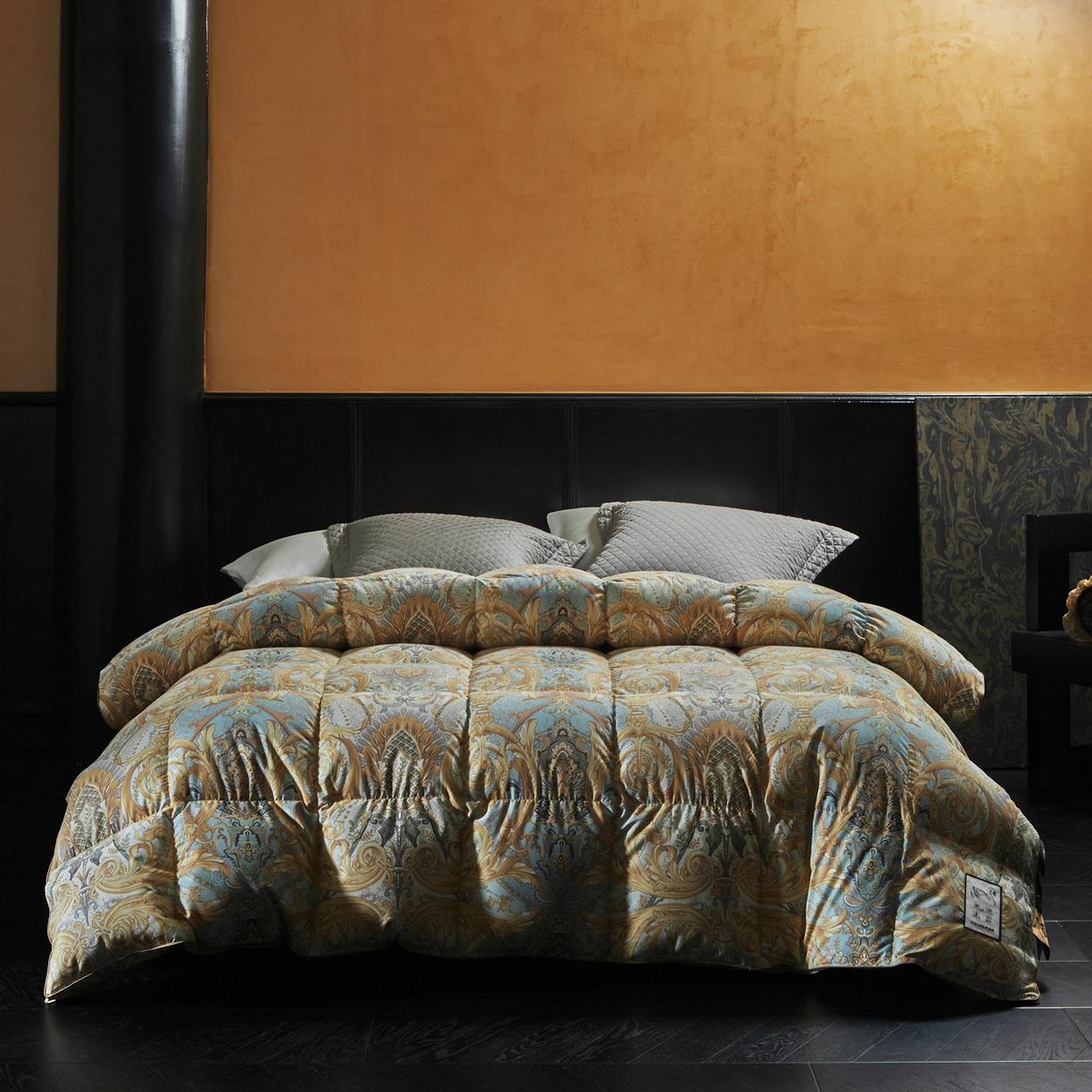 91家纺网 家纺一手货源 找家纺 （总）暖羽屋羽绒馆 2025新款樊若 绒子含量95白鸭绒被子 羽绒被 双人冬被鸭绒被芯 春秋被