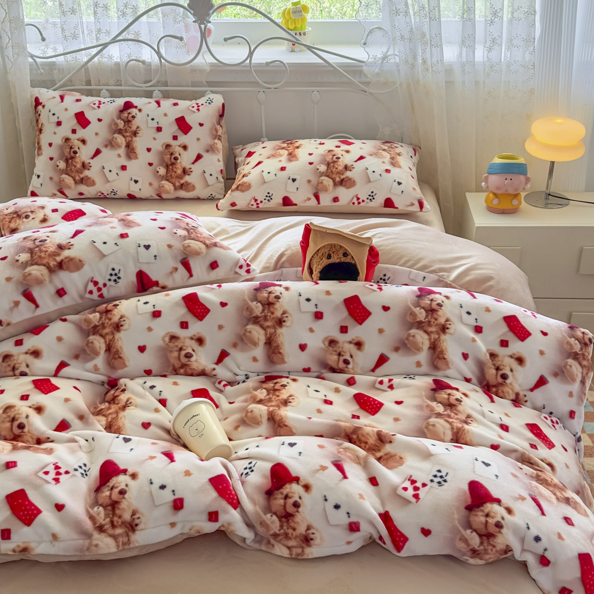 91家纺网 家纺一手货源 找家纺 潮邦创意家居 2025新款5D数码牛奶绒印花系列四件套 卡牌熊