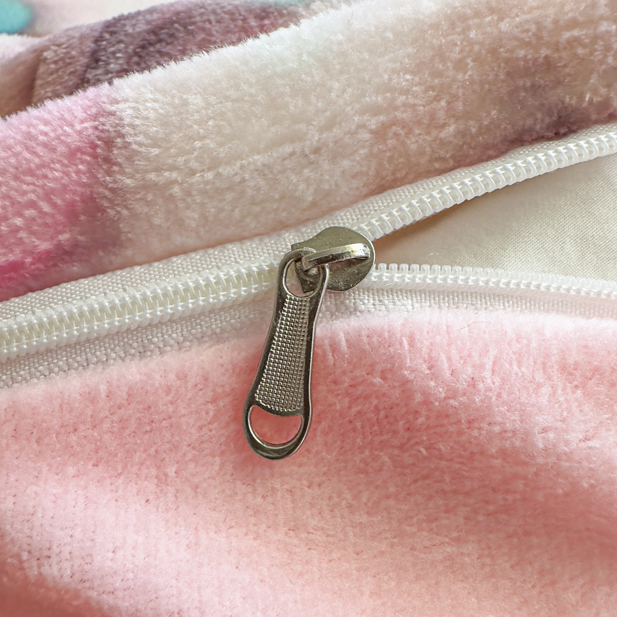 91家纺网 家纺一手货源 找家纺 潮邦创意家居 2025新款5D数码牛奶绒印花系列四件套 梦宝