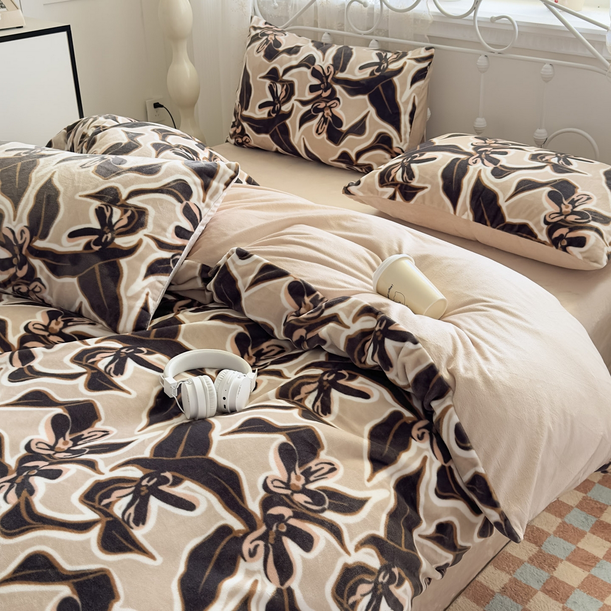 91家纺网 家纺一手货源 找家纺 潮邦创意家居 2025新款5D数码牛奶绒印花系列四件套 秋宣