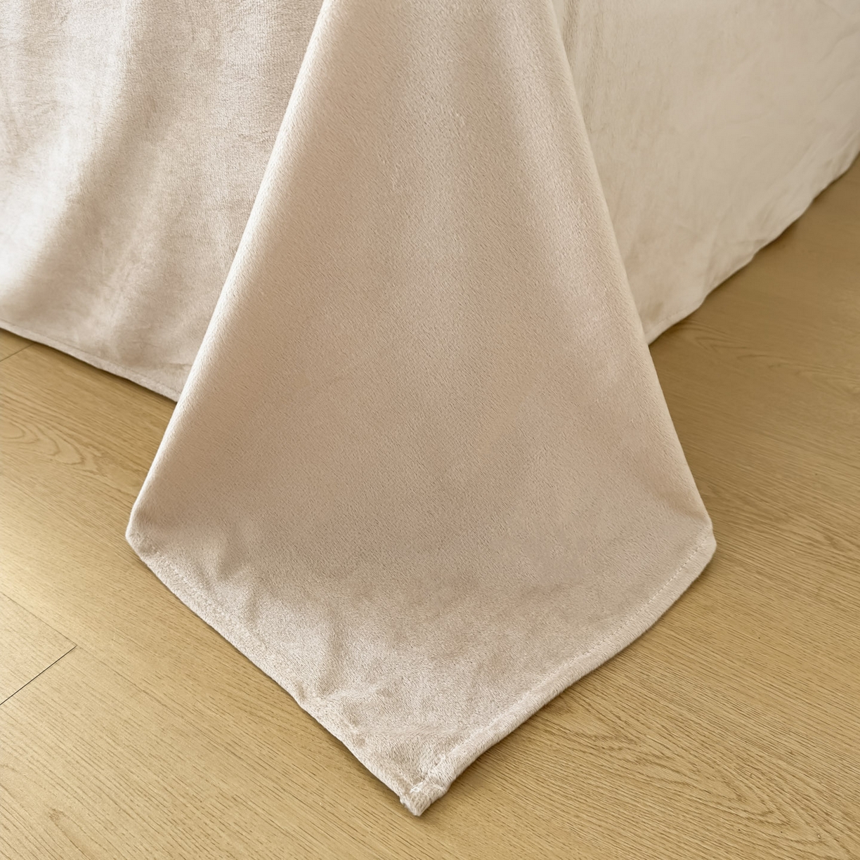 91家纺网 家纺一手货源 找家纺 潮邦创意家居 2025新款5D数码牛奶绒印花系列四件套 秋宣