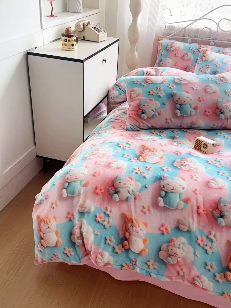 91家纺网 家纺一手货源 找家纺 潮邦创意家居 2025新款5D数码牛奶绒印花系列四件套 糖宝