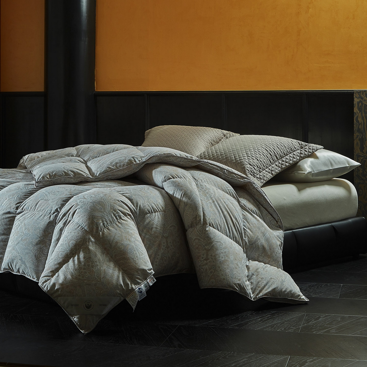 91家纺网 家纺一手货源 找家纺 暖羽屋羽绒馆 2025新款95白鸭绒被芯 罗斯空间 国标鸭绒被 羽绒被子2米双人春秋被 梦清荷