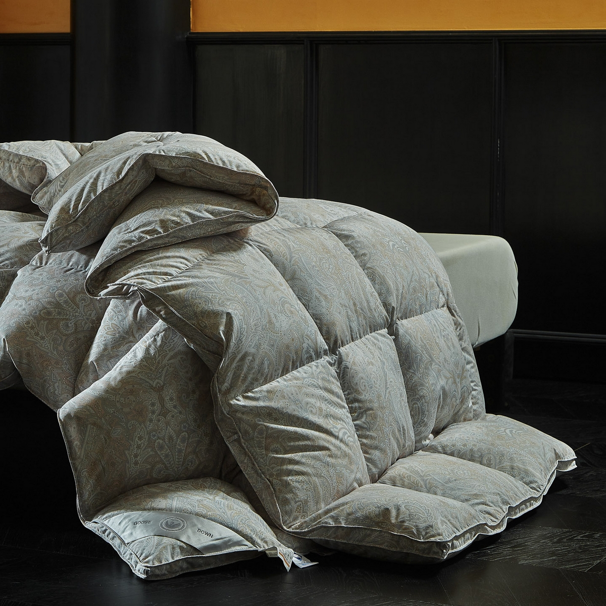 91家纺网 家纺一手货源 找家纺 暖羽屋羽绒馆 2025新款95白鸭绒被芯 罗斯空间 国标鸭绒被 羽绒被子2米双人春秋被 梦清荷