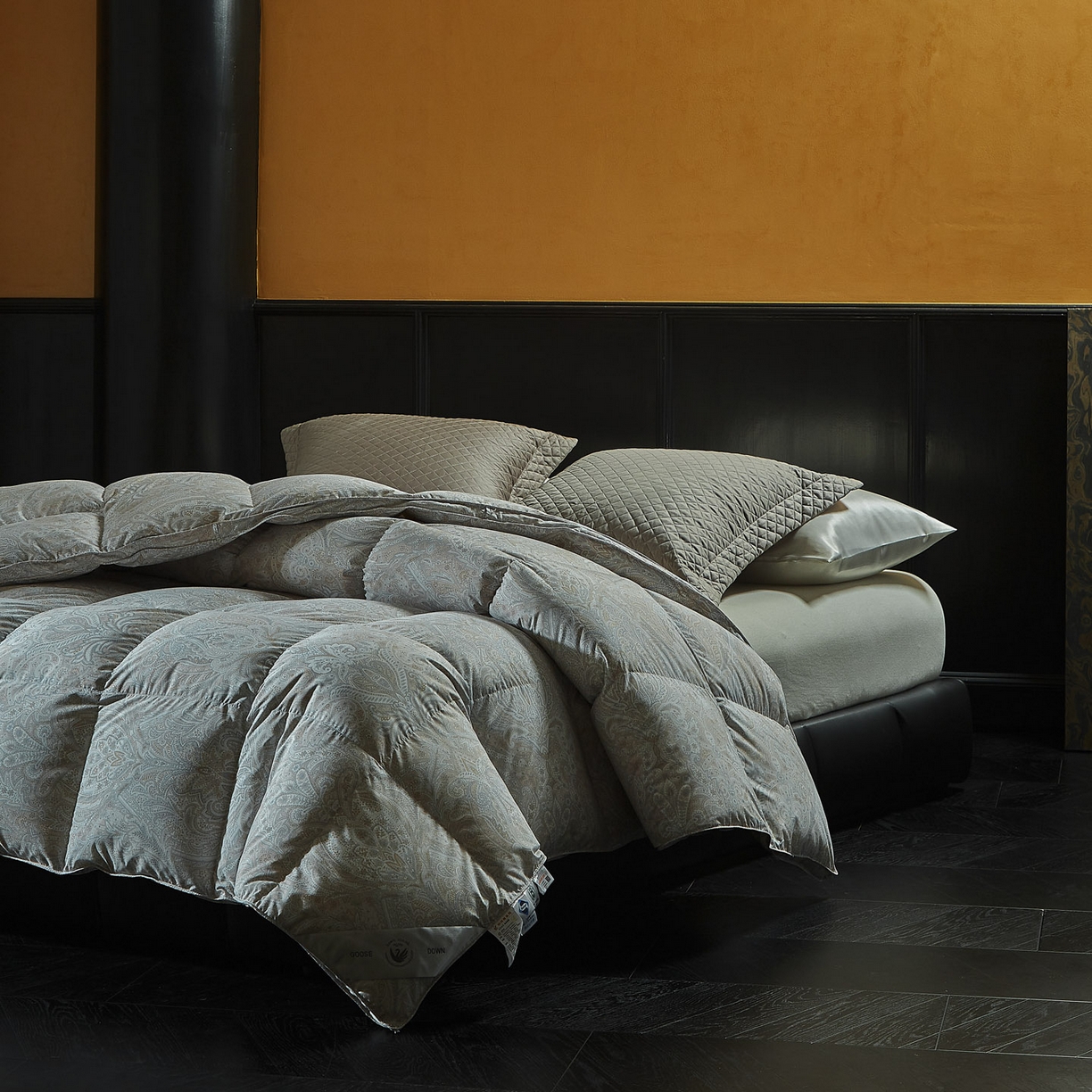 91家纺网 家纺一手货源 找家纺 暖羽屋羽绒馆 2025新款95白鸭绒被芯 罗斯空间 国标鸭绒被 羽绒被子2米双人春秋被 梦清荷