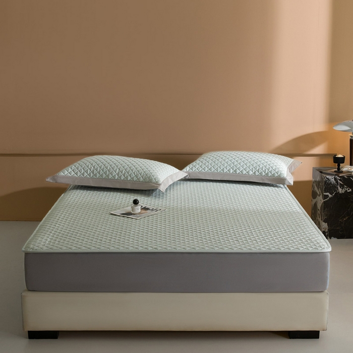 91家纺网 家纺一手货源 找家纺 （总）由有家居 2025新品60S全棉长绒棉绗缝夹棉大豆纤维床垫床褥平铺款床笠款三件套