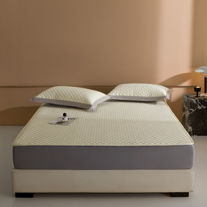 91家纺网 家纺一手货源 找家纺 （总）由有家居 2025新品60S全棉长绒棉绗缝夹棉大豆纤维床垫床褥平铺款床笠款三件套