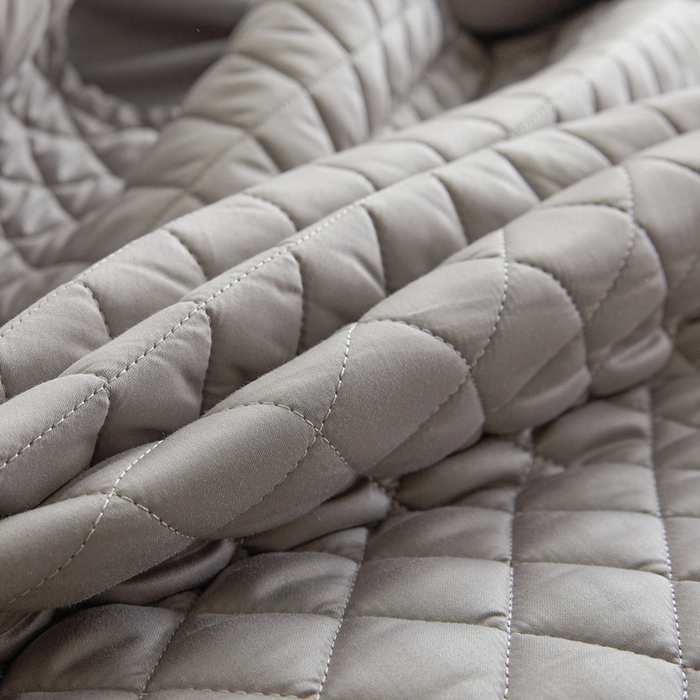 91家纺网 家纺一手货源 找家纺 由有家居 2025新品60S全棉长绒棉绗缝夹棉大豆纤维床垫床褥平铺款床笠款三件套 床笠-高级灰