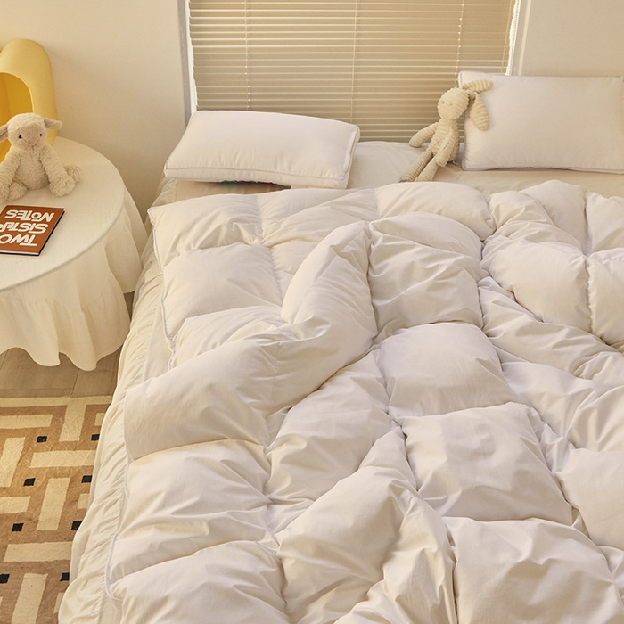 91家纺网 家纺一手货源 找家纺 暖羽屋羽绒馆 2025新款天丝95白鹅绒被芯 儿童羽绒被纯色 加厚冬被 学生春秋被 鹅绒被子 平格-白