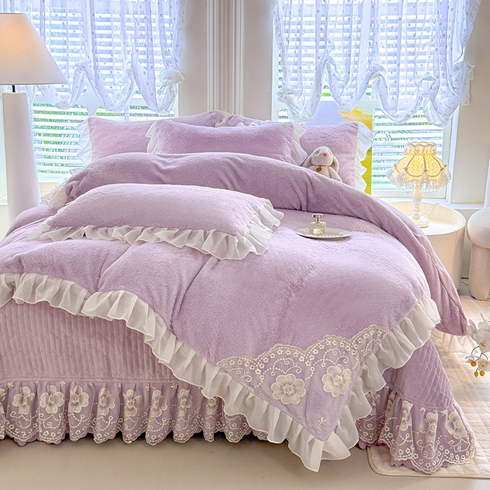 91家纺网 家纺一手货源 找家纺 唐人居 2025新款高克重兔毛绒花边夹棉床盖四件套-满满爱 满满爱-浅紫