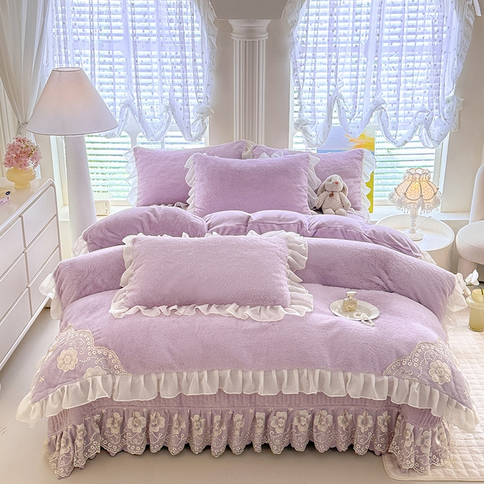 91家纺网 家纺一手货源 找家纺 唐人居 2025新款高克重兔毛绒花边夹棉床盖四件套-满满爱 满满爱-浅紫