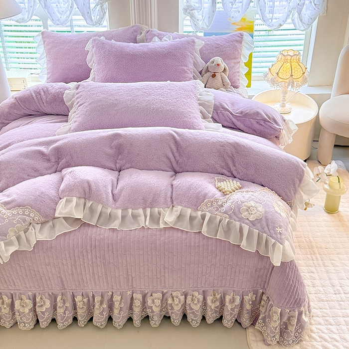 91家纺网 家纺一手货源 找家纺 唐人居 2025新款高克重兔毛绒花边夹棉床盖四件套-满满爱 满满爱-浅紫