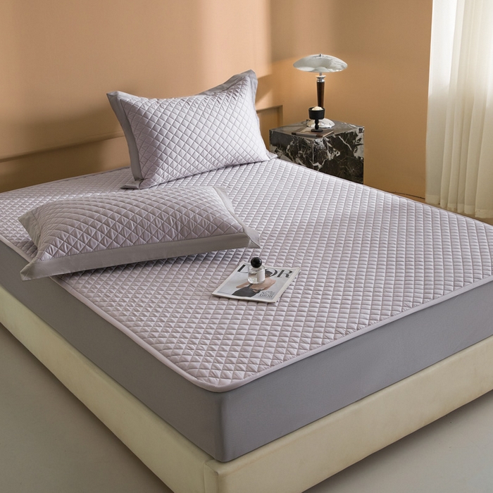 91家纺网 家纺一手货源 找家纺 由有家居 2025新品60S全棉长绒棉绗缝夹棉大豆纤维床垫床褥平铺款床笠款三件套 床笠-莫奈紫