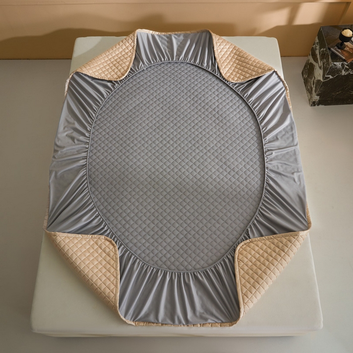 91家纺网 家纺一手货源 找家纺 由有家居 2025新品60S全棉长绒棉绗缝夹棉大豆纤维床垫床褥平铺款床笠款三件套 床笠-香槟咖