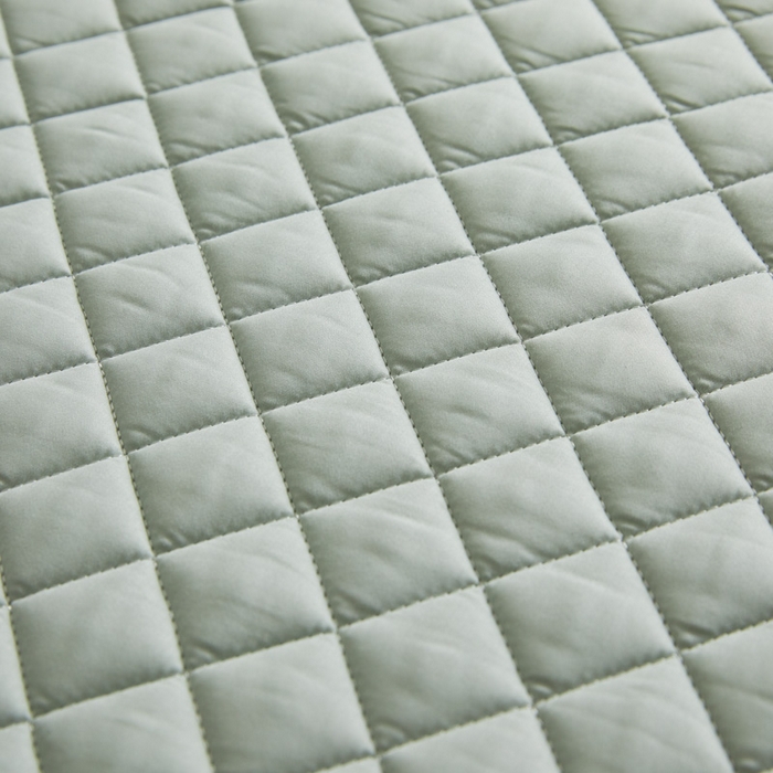 91家纺网 家纺一手货源 找家纺 由有家居 2025新品60S全棉长绒棉绗缝夹棉大豆纤维床垫床褥平铺款床笠款三件套 平铺-海盐绿