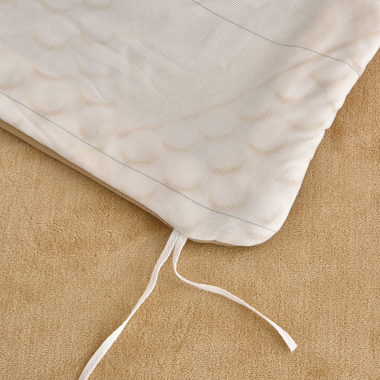 91家纺网 家纺一手货源 找家纺 董成龙家纺 2025新款直播爆款牛奶绒四件套雕花压线款法莱绒四件套11 欧式花-奶咖