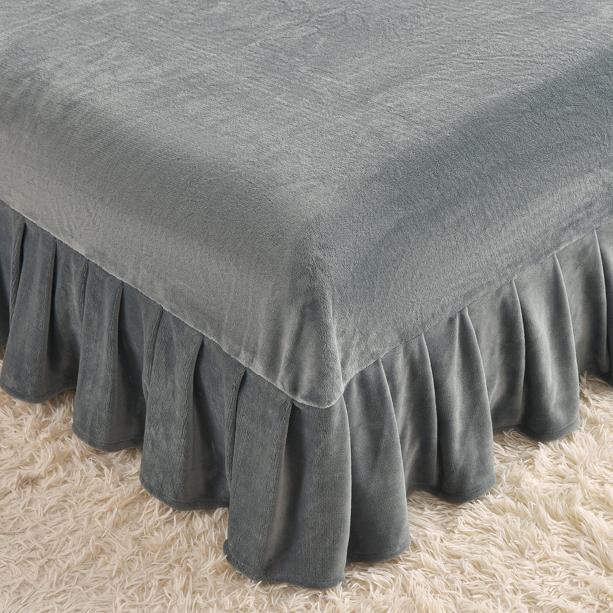 91家纺网 家纺一手货源 找家纺 董成龙家纺 2025新款直播爆款牛奶绒四件套雕花压线款法莱绒四件套11 欧式花-高级灰