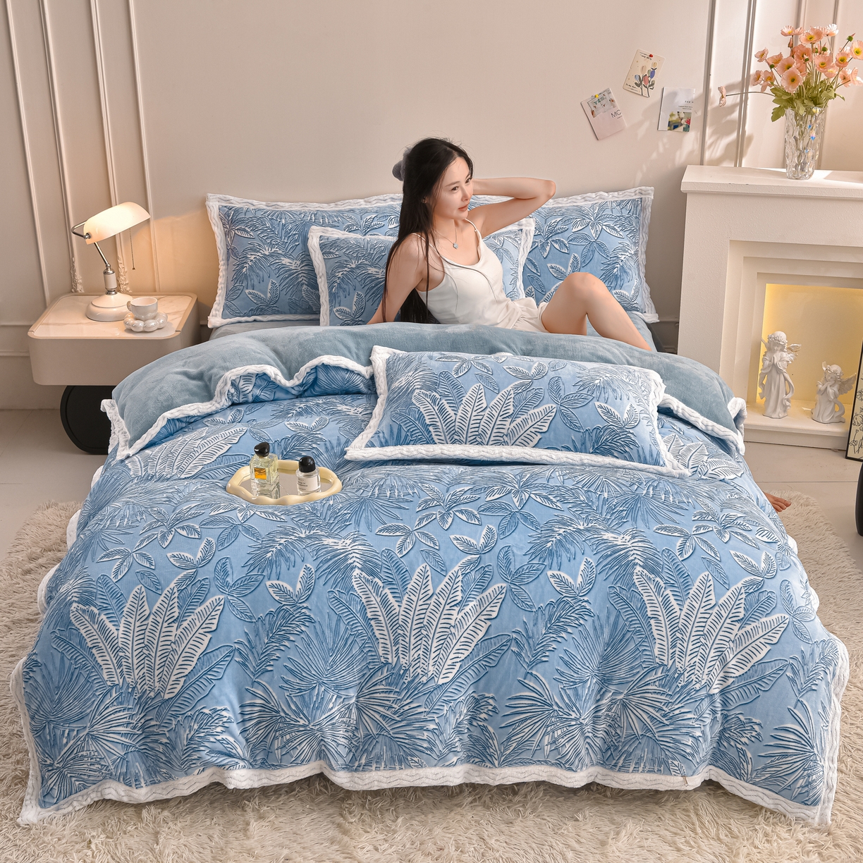 91家纺网 家纺一手货源 找家纺 董成龙家纺 2025新款直播爆款牛奶绒四件套雕花压线款法莱绒四件套11 初语-富贵兰