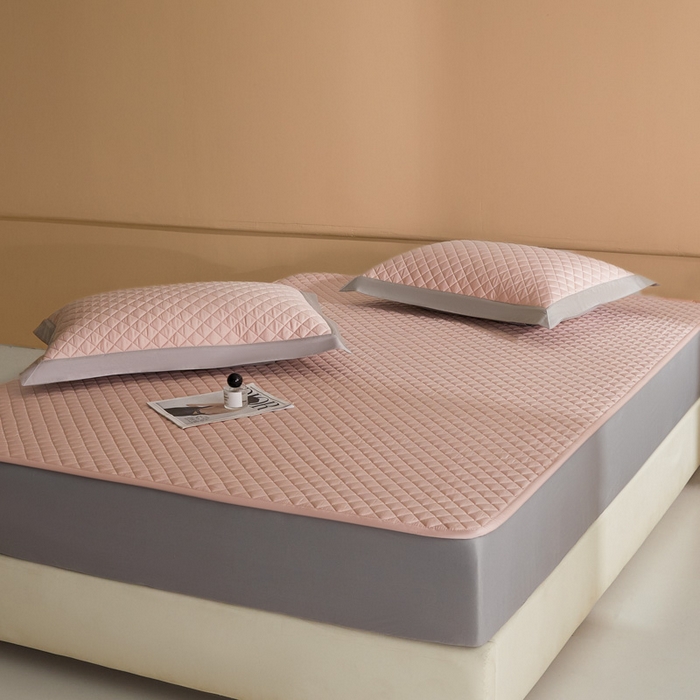 91家纺网 家纺一手货源 找家纺 由有家居 2025新品60S全棉长绒棉绗缝夹棉大豆纤维床垫床褥平铺款床笠款三件套 平铺-樱花粉