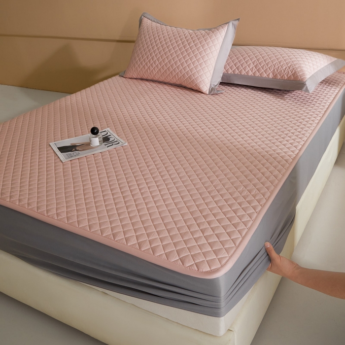 91家纺网 家纺一手货源 找家纺 由有家居 2025新品60S全棉长绒棉绗缝夹棉大豆纤维床垫床褥平铺款床笠款三件套 平铺-樱花粉