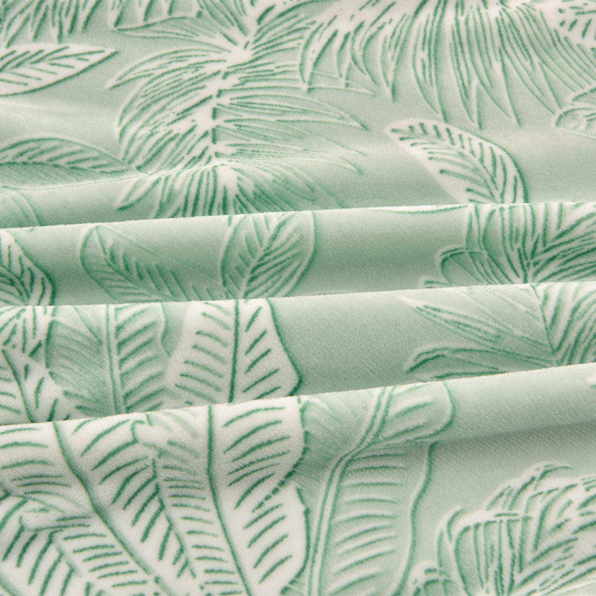 91家纺网 家纺一手货源 找家纺 董成龙家纺 2025新款直播爆款牛奶绒四件套雕花压线款法莱绒四件套11 初语-富贵绿