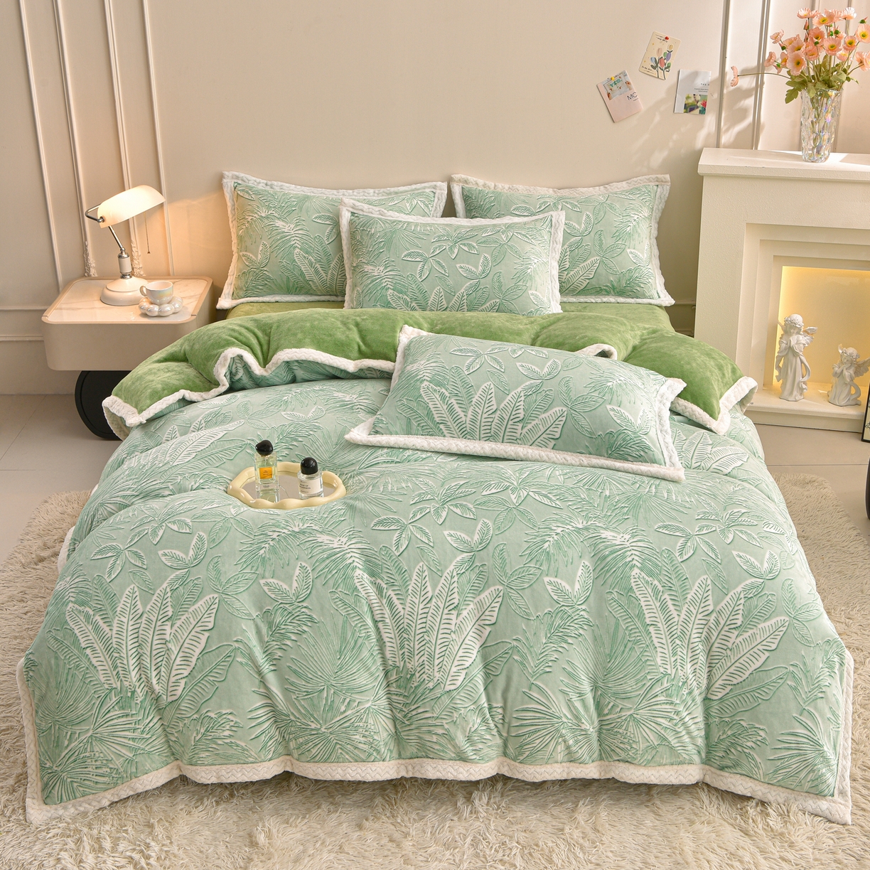 91家纺网 家纺一手货源 找家纺 董成龙家纺 2025新款直播爆款牛奶绒四件套雕花压线款法莱绒四件套11 初语-富贵绿