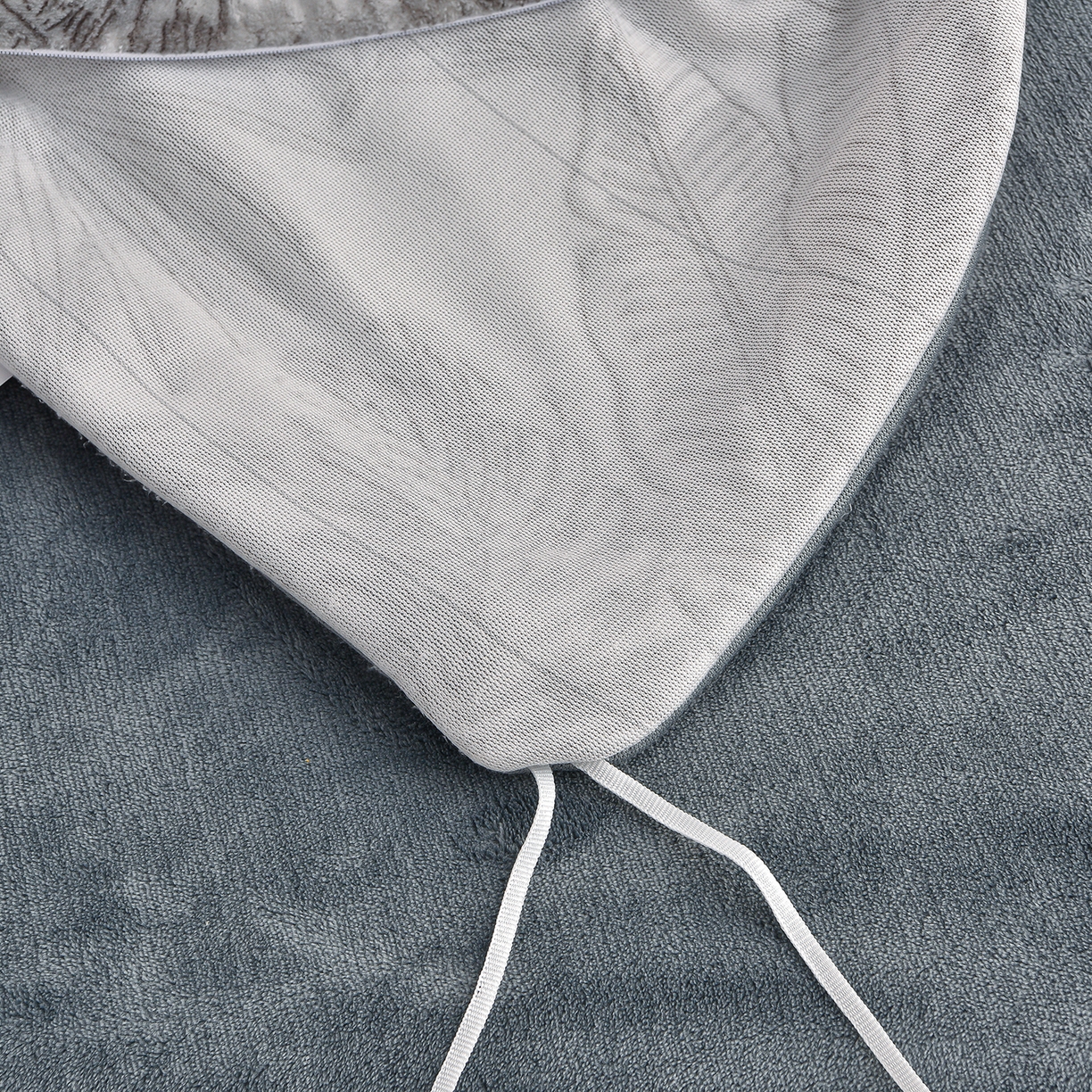 91家纺网 家纺一手货源 找家纺 董成龙家纺 2025新款直播爆款牛奶绒四件套雕花压线款法莱绒四件套11 初语-高级灰