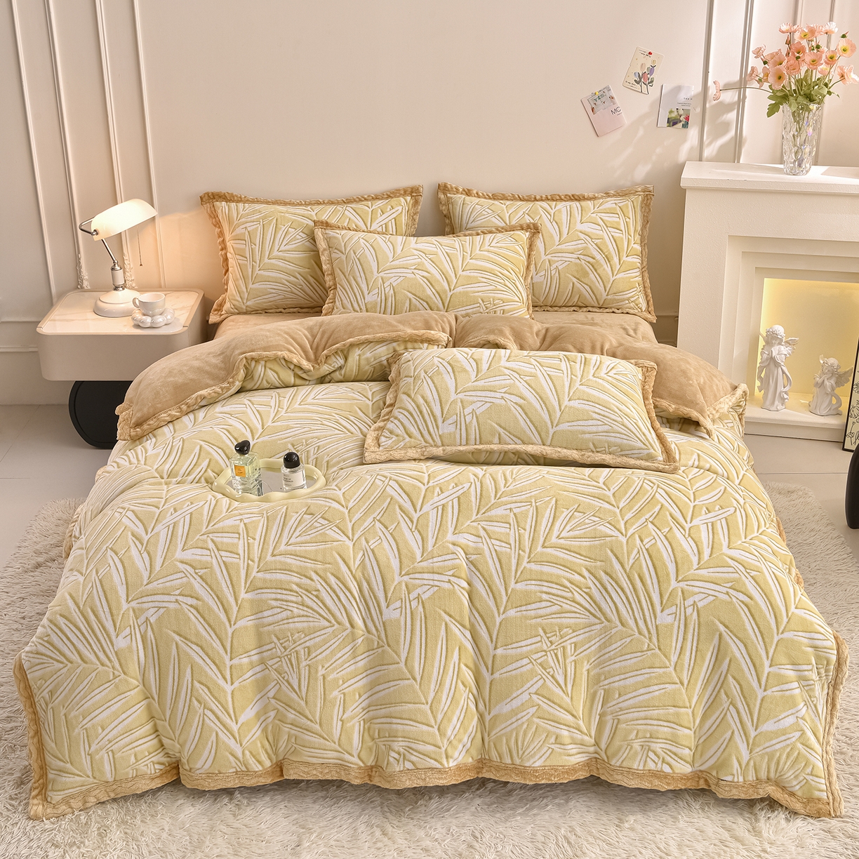 91家纺网 家纺一手货源 找家纺 董成龙家纺 2025新款直播爆款牛奶绒四件套雕花压线款法莱绒四件套11 经典-羽叶