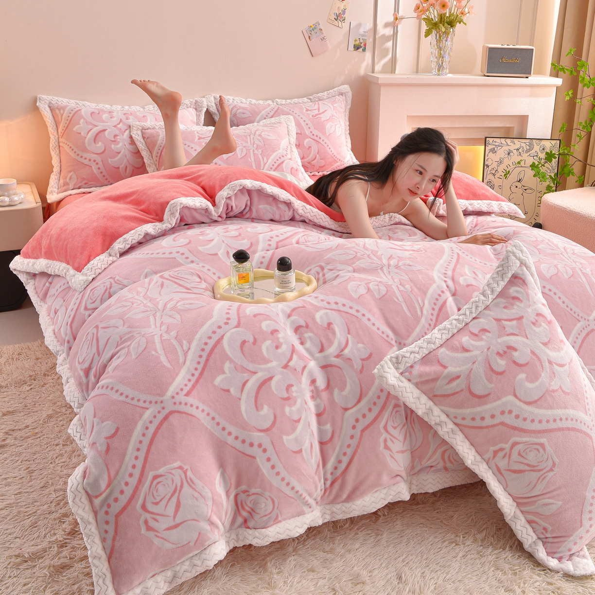 董成龙家纺 2025新款直播爆款牛奶绒四件套雕花压线款法莱绒四件套11 欧雅-粉