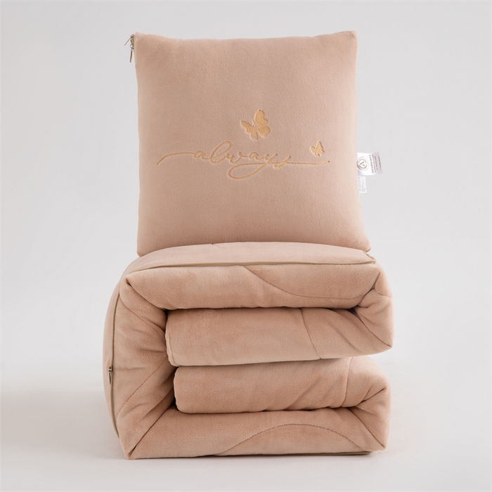 91家纺网 家纺一手货源 找家纺 （总）照世家纺 2025新款蝶影相随牛奶绒多功能抱枕被（控价：不能低于以下：小79，中号99，大139，加大169，超大219.低于零售价的链接，一经发现直接投诉下架，感谢大家的支持）