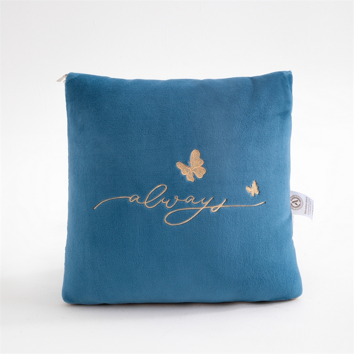 91家纺网 家纺一手货源 找家纺 照世家纺 2025新款蝶影相随牛奶绒多功能抱枕被（控价：不能低于以下：小79，中号99，大139，加大169，超大219.低于零售价的链接，一经发现直接投诉下架，感谢大家的支持） 蝶影相随-海蓝