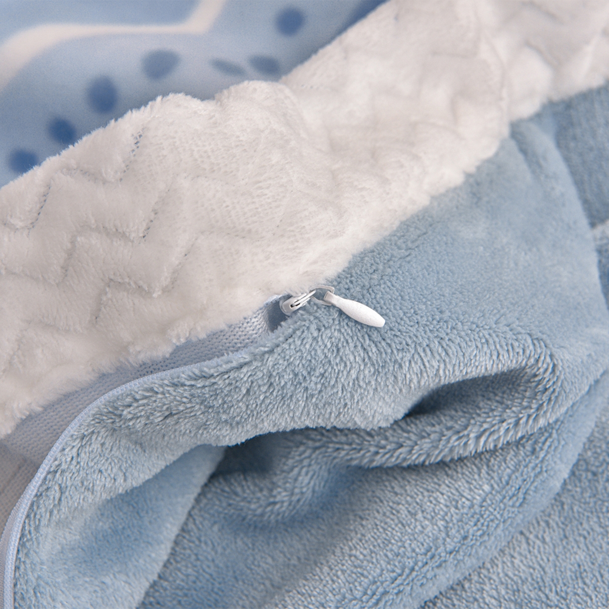 91家纺网 家纺一手货源 找家纺 董成龙家纺 2025新款直播爆款牛奶绒四件套雕花压线款法莱绒四件套11 欧雅-兰