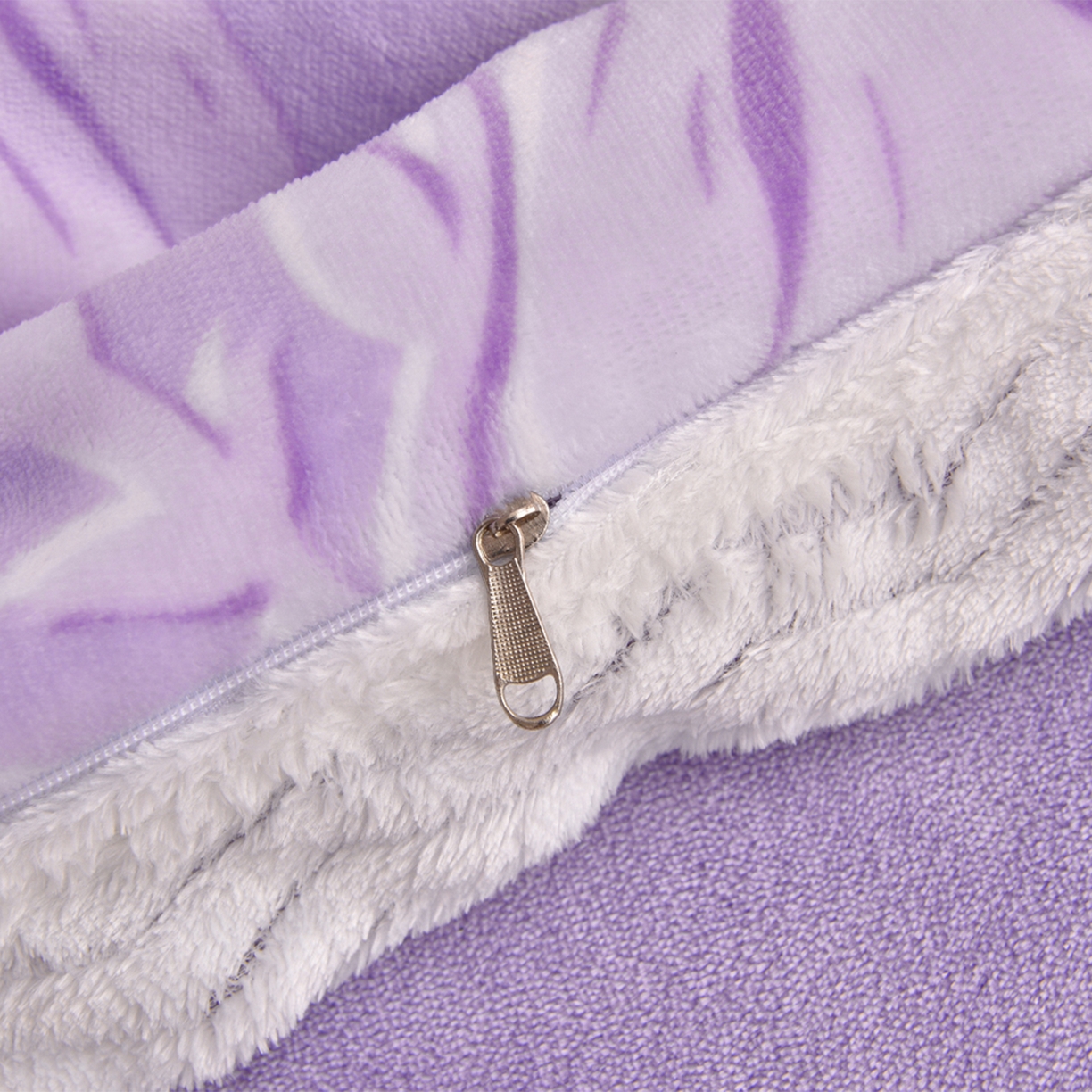 91家纺网 家纺一手货源 找家纺 董成龙家纺 2025新款直播爆款牛奶绒四件套雕花压线款法莱绒四件套11 欧雅-紫