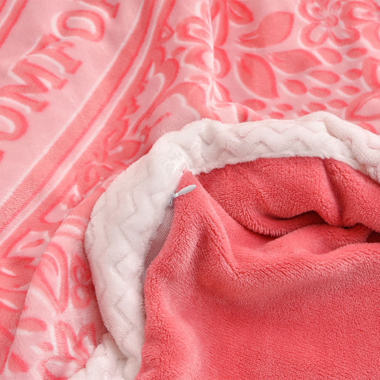 91家纺网 家纺一手货源 找家纺 董成龙家纺 2025新款直播爆款牛奶绒四件套雕花压线款法莱绒四件套11 盛世年华-粉