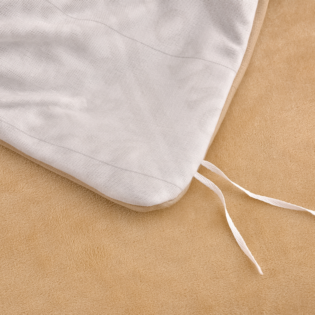 91家纺网 家纺一手货源 找家纺 董成龙家纺 2025新款直播爆款牛奶绒四件套雕花压线款法莱绒四件套11 盛世年华-棕咖